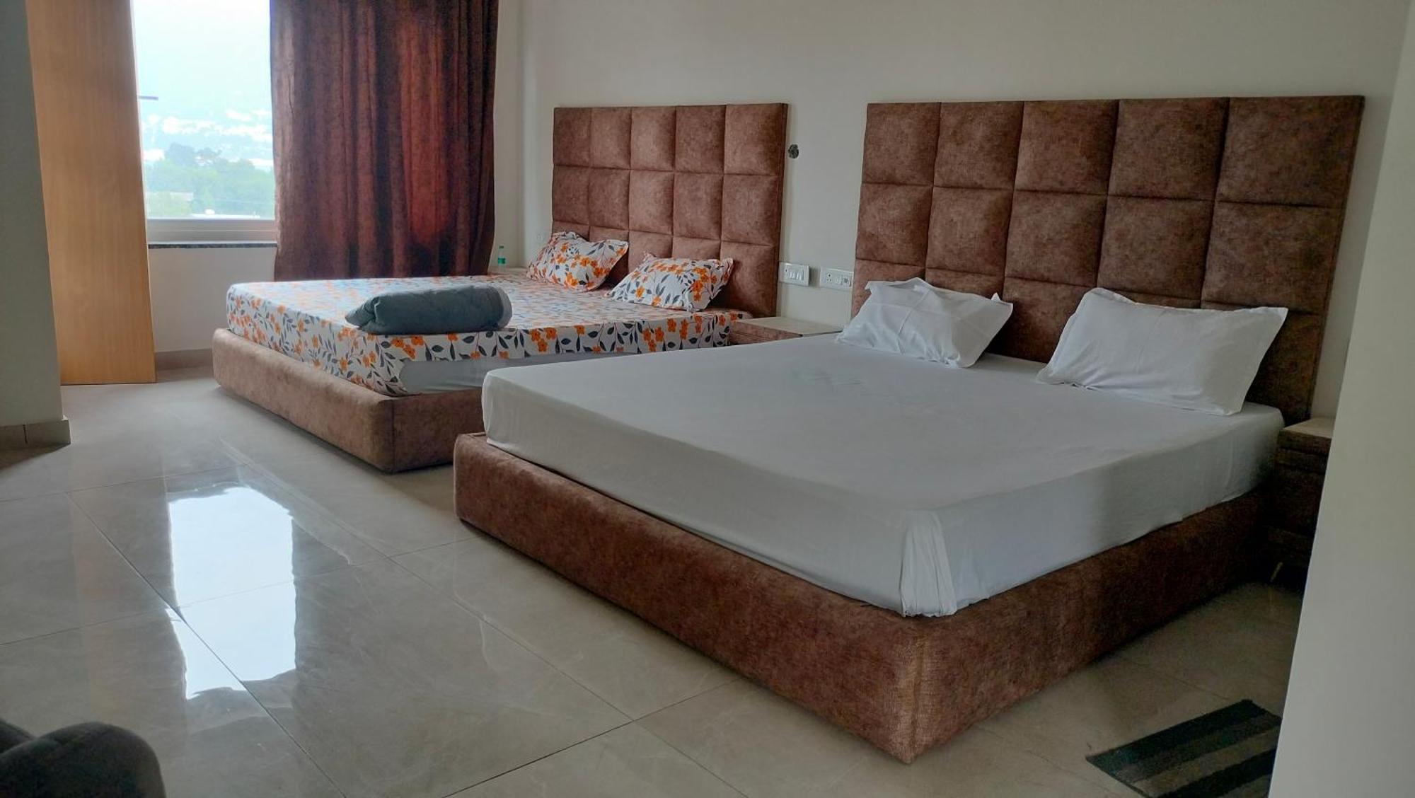 Govind Sagar View Hotel & Restaurant Bilaspur  Exterior photo